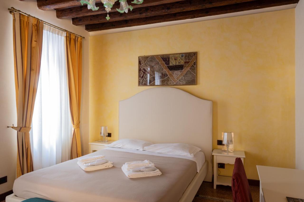 Ve-Nice Suite San Marco C4439 Veneza Exterior foto