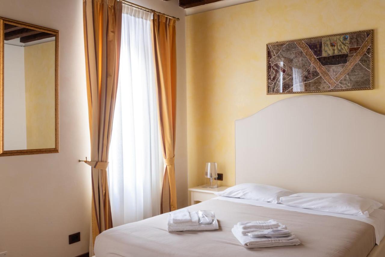 Ve-Nice Suite San Marco C4439 Veneza Exterior foto