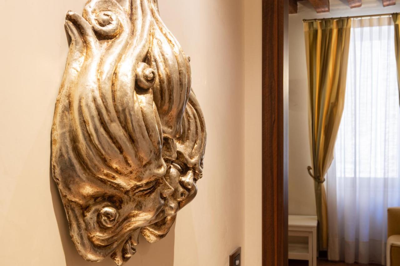 Ve-Nice Suite San Marco C4439 Veneza Exterior foto