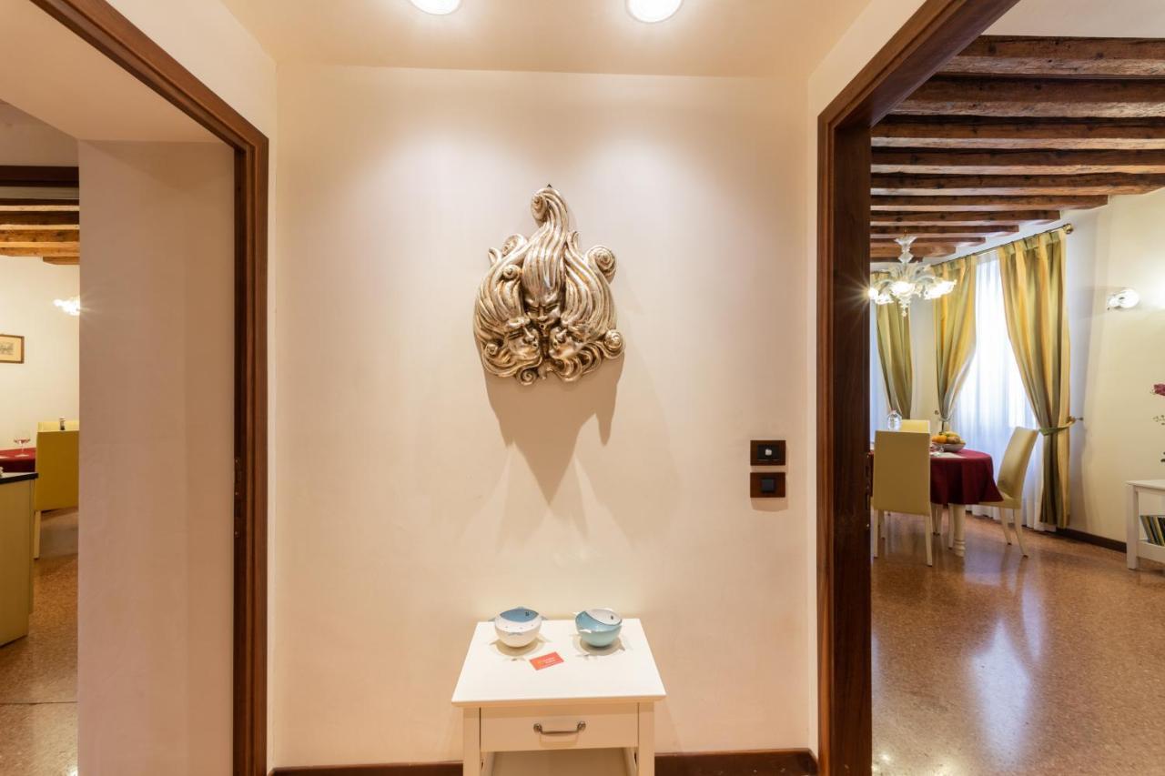 Ve-Nice Suite San Marco C4439 Veneza Exterior foto