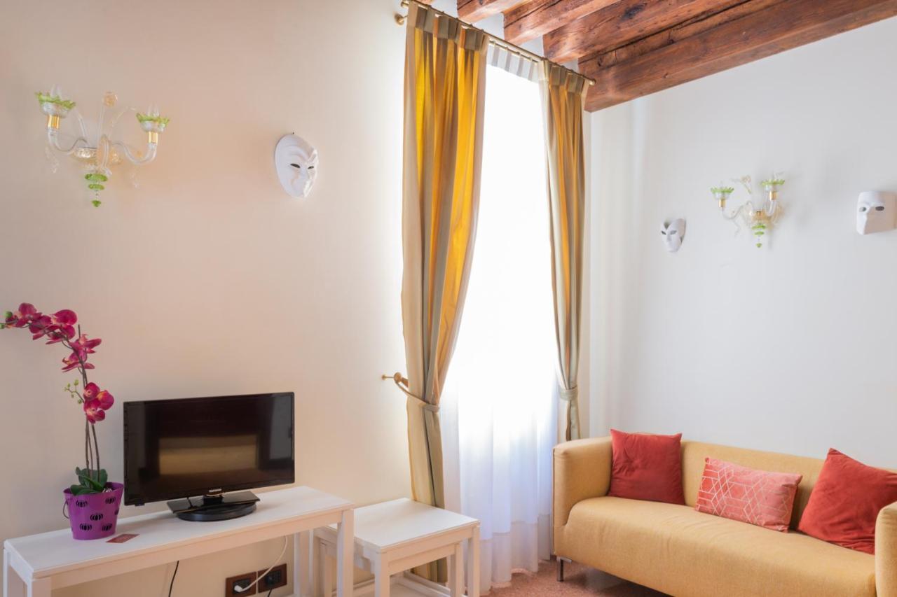 Ve-Nice Suite San Marco C4439 Veneza Exterior foto