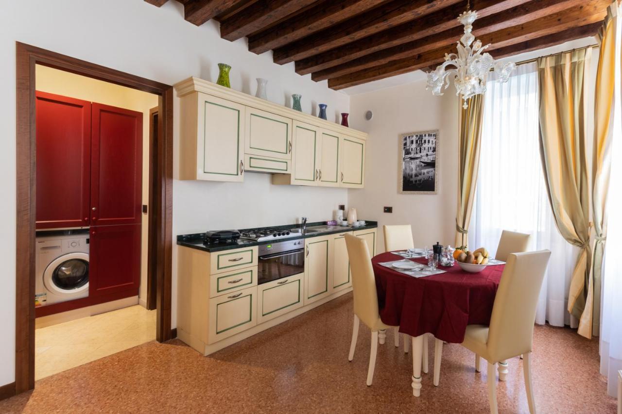 Ve-Nice Suite San Marco C4439 Veneza Exterior foto